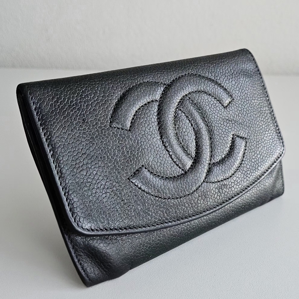 Chanel Dark Green Caviar Timeless CC Wallet - Picture 2 of 13